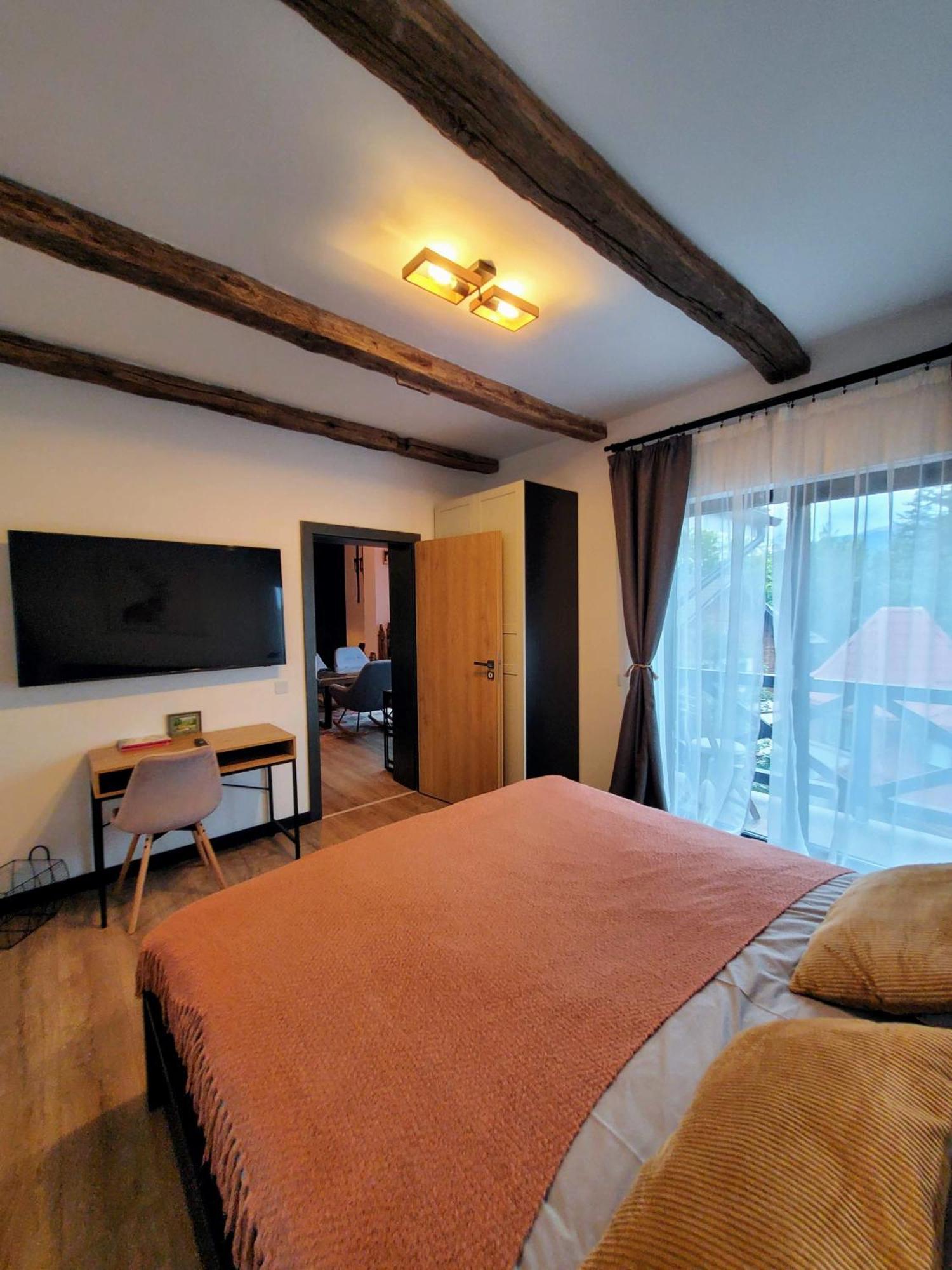 Casa Larisa Antonia Apartments Синая Экстерьер фото